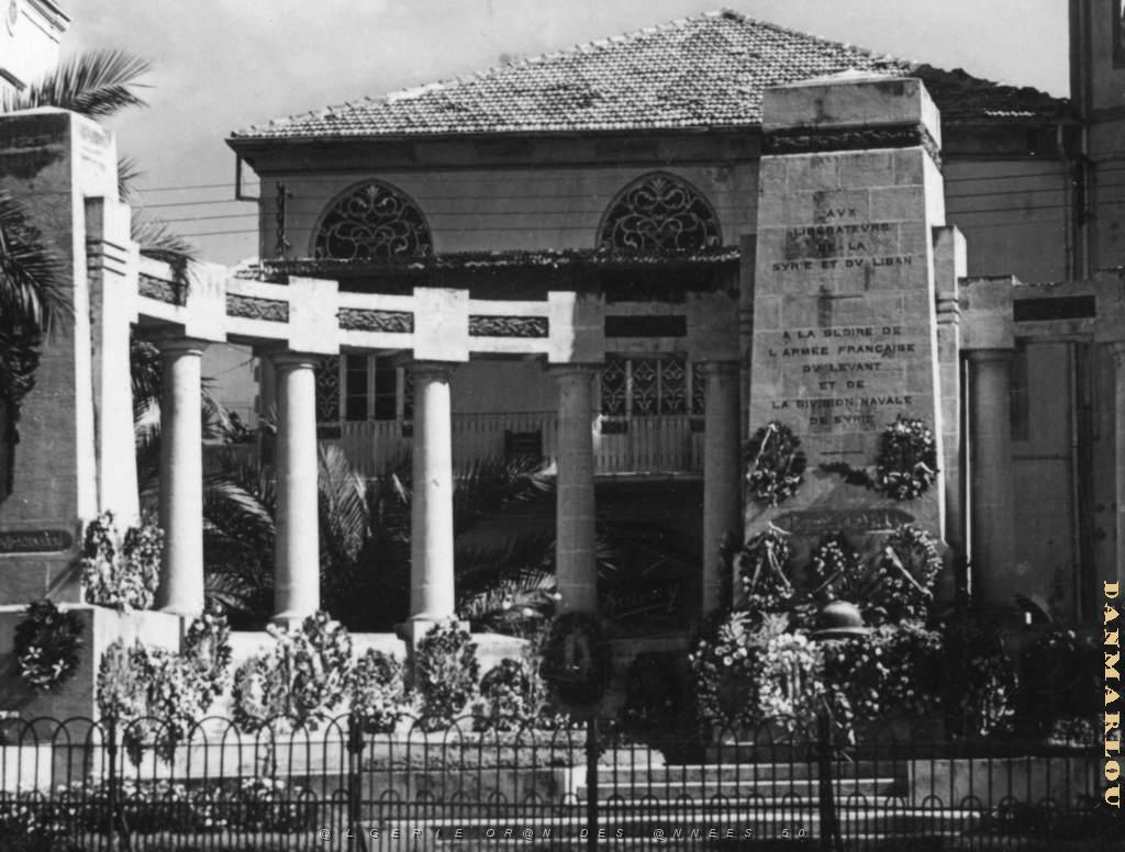 BEYROUTH LE MONUMENT DE L ARMEE DU LEVANT DETAIL.JPG